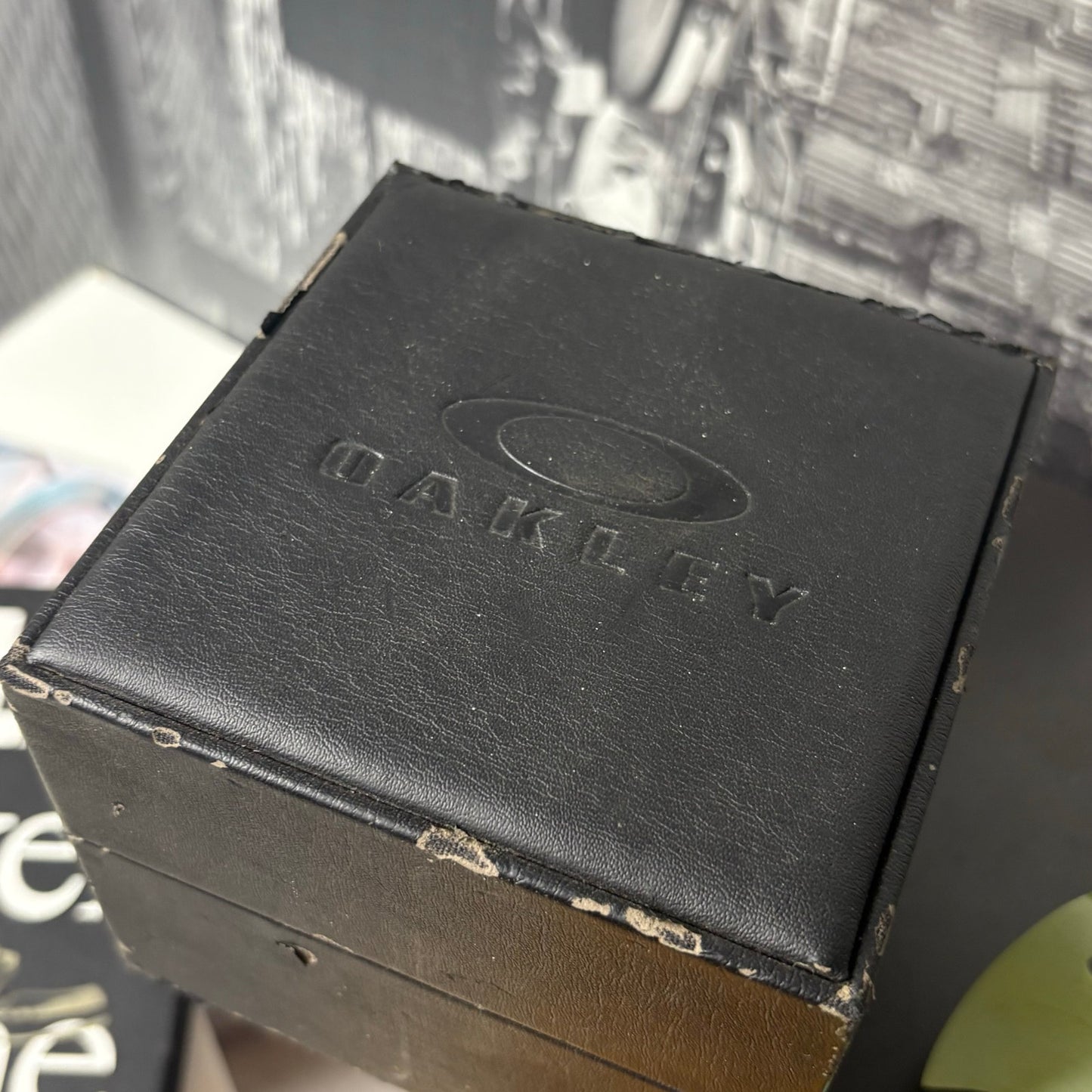 Oakley saddleblack cuff watch Men's Swiss Stainless Army Green Dial & Band