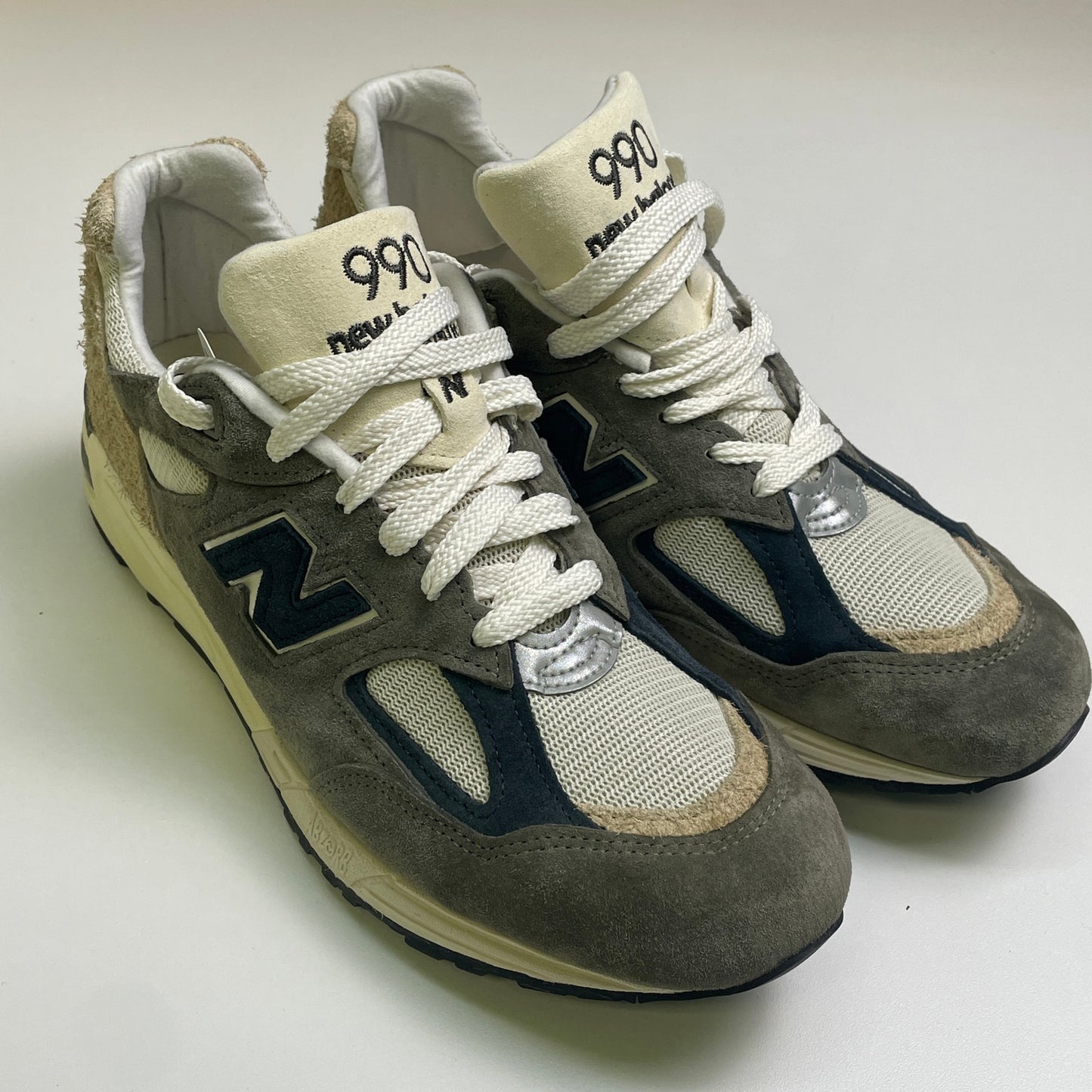 New balance 990v2 green 10.5