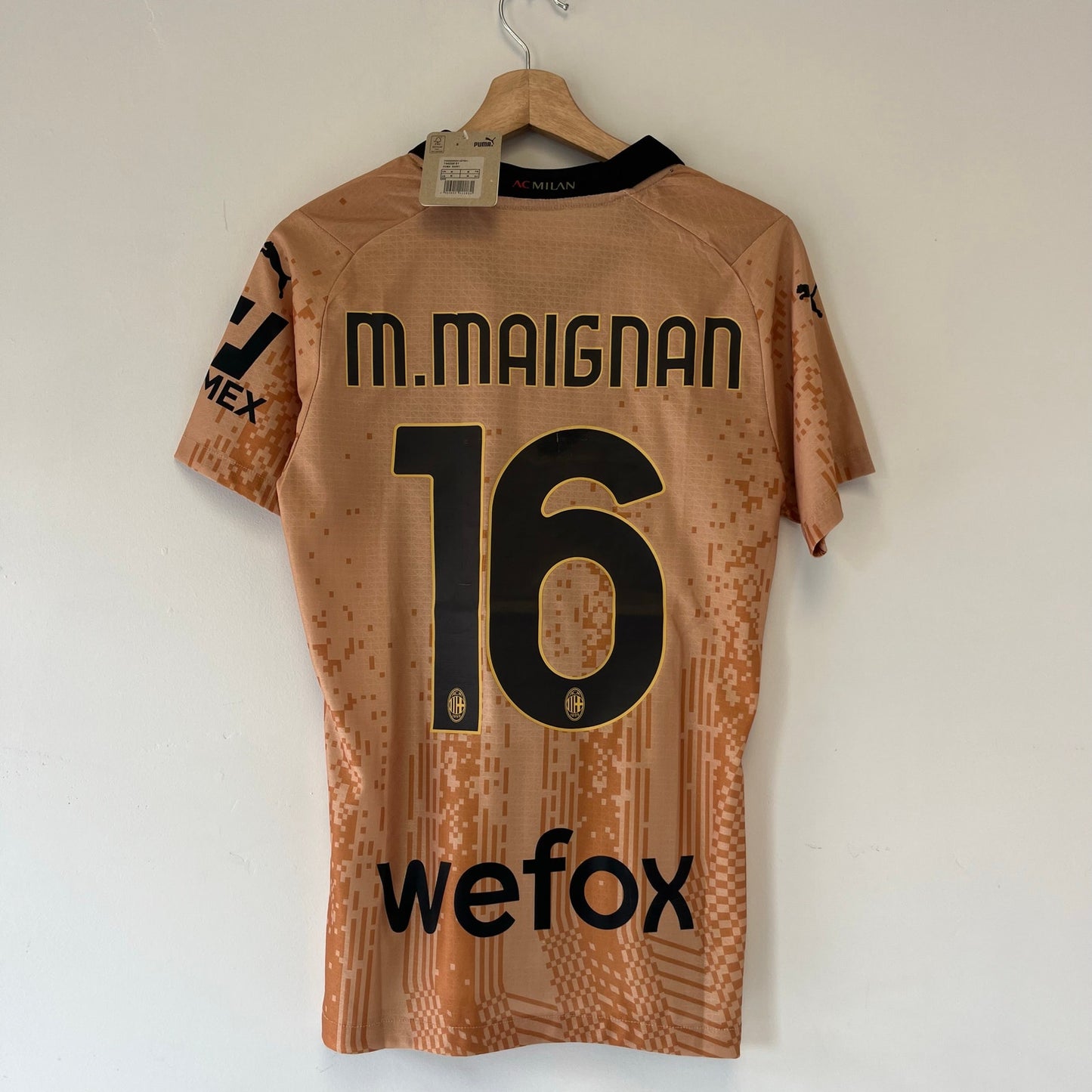 NWT AC Milan Puma Special Edition #16 M.Maigan Jersey L