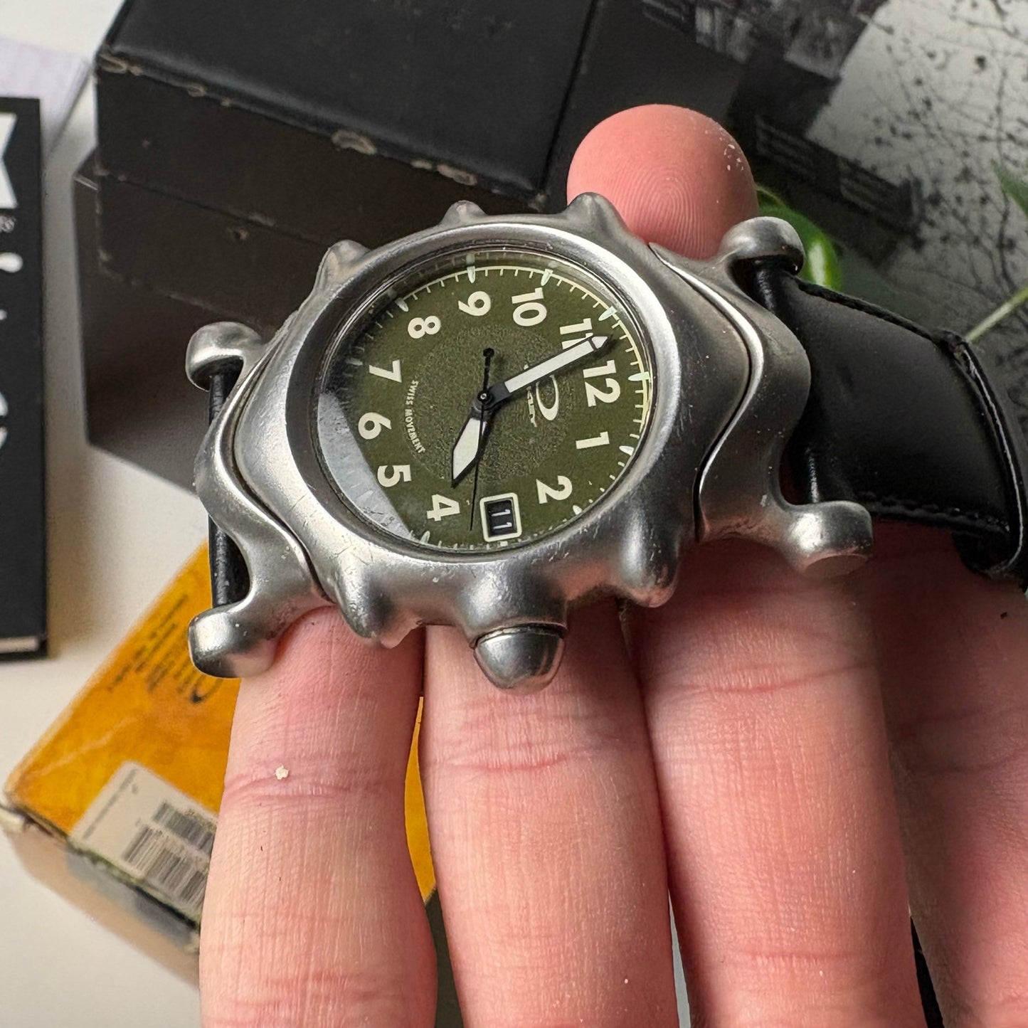 Oakley saddleblack cuff watch Men's Swiss Stainless Army Green Dial & Band