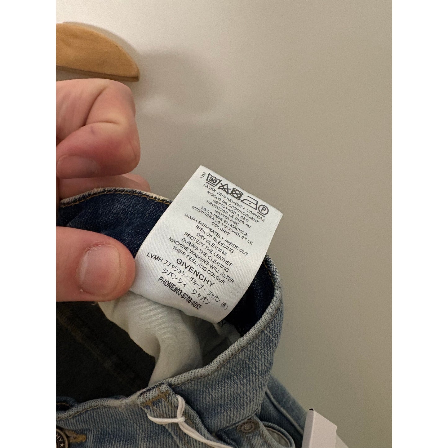Givenchy Raw lightwash Cut Skinny Jeans 35