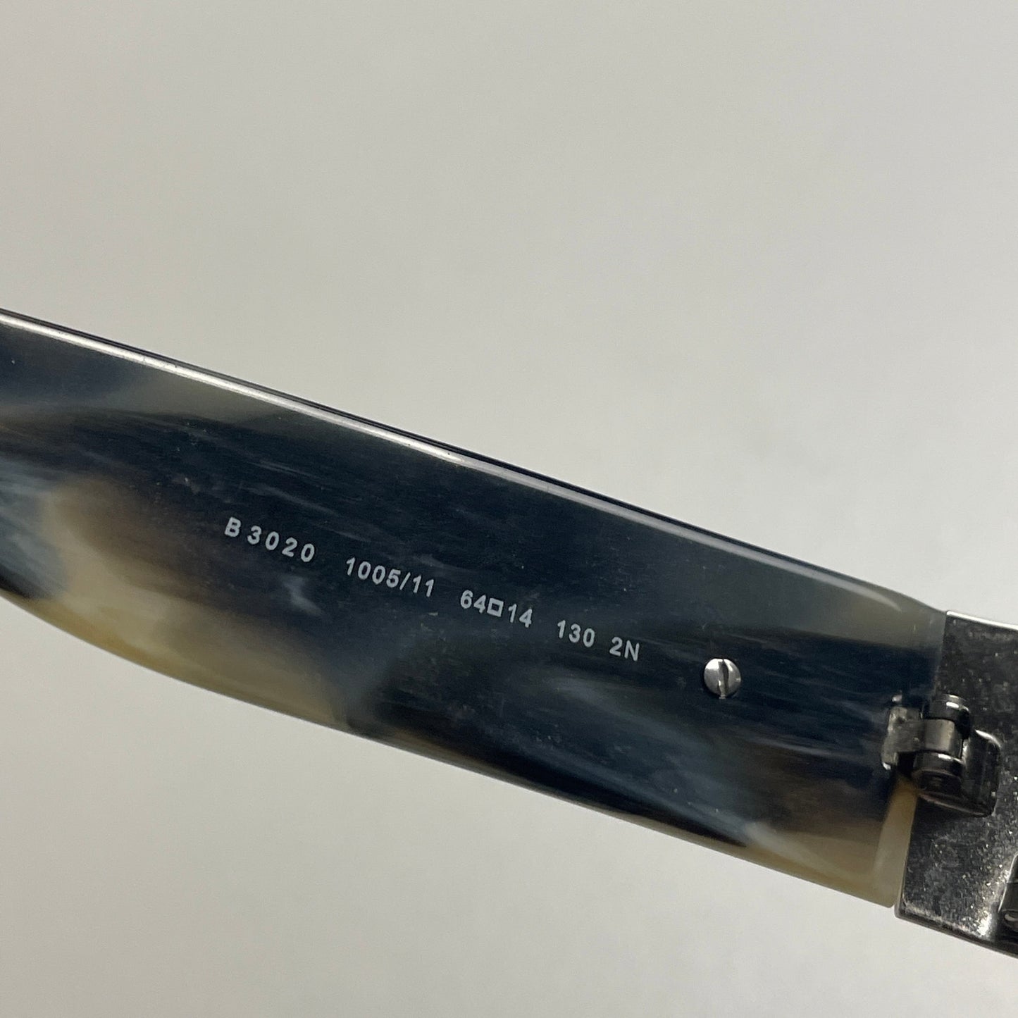 Burberry rounded gradient sunglasses