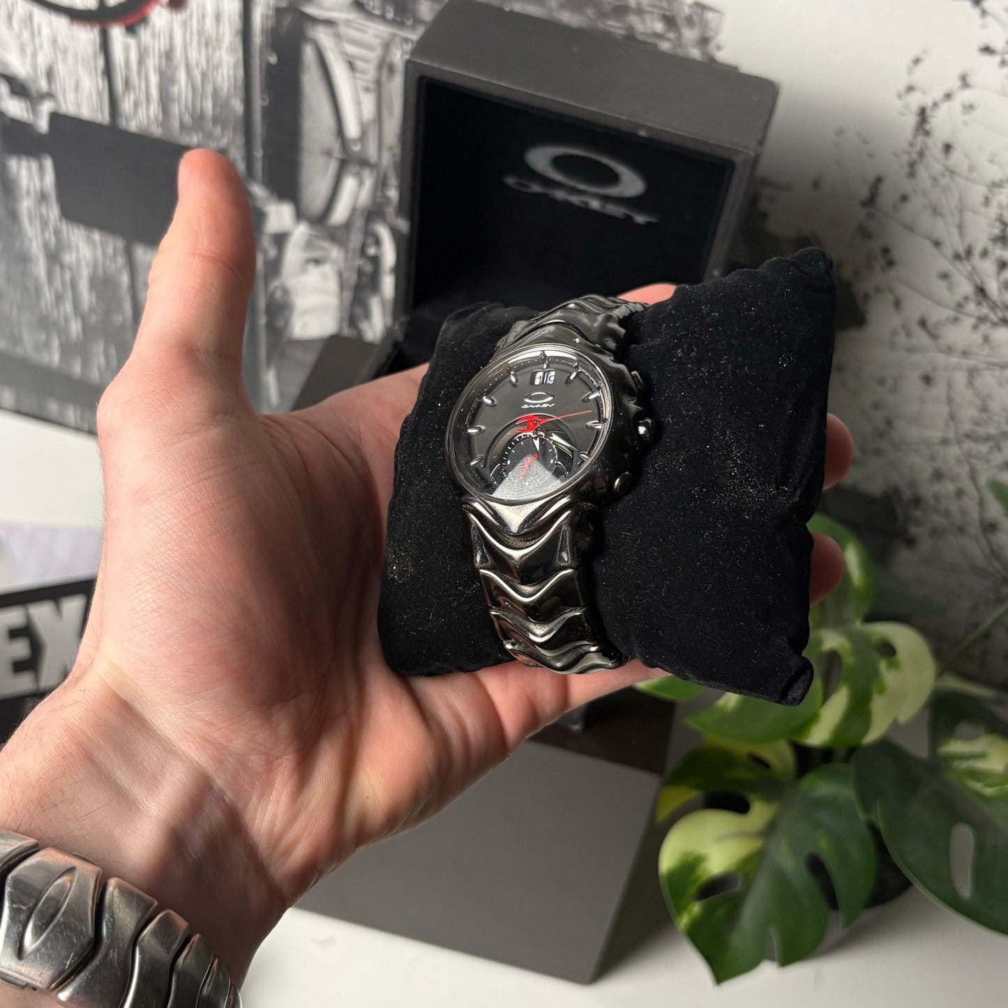 Oakley Judge Stealth Black Stainless steel black dial Watch