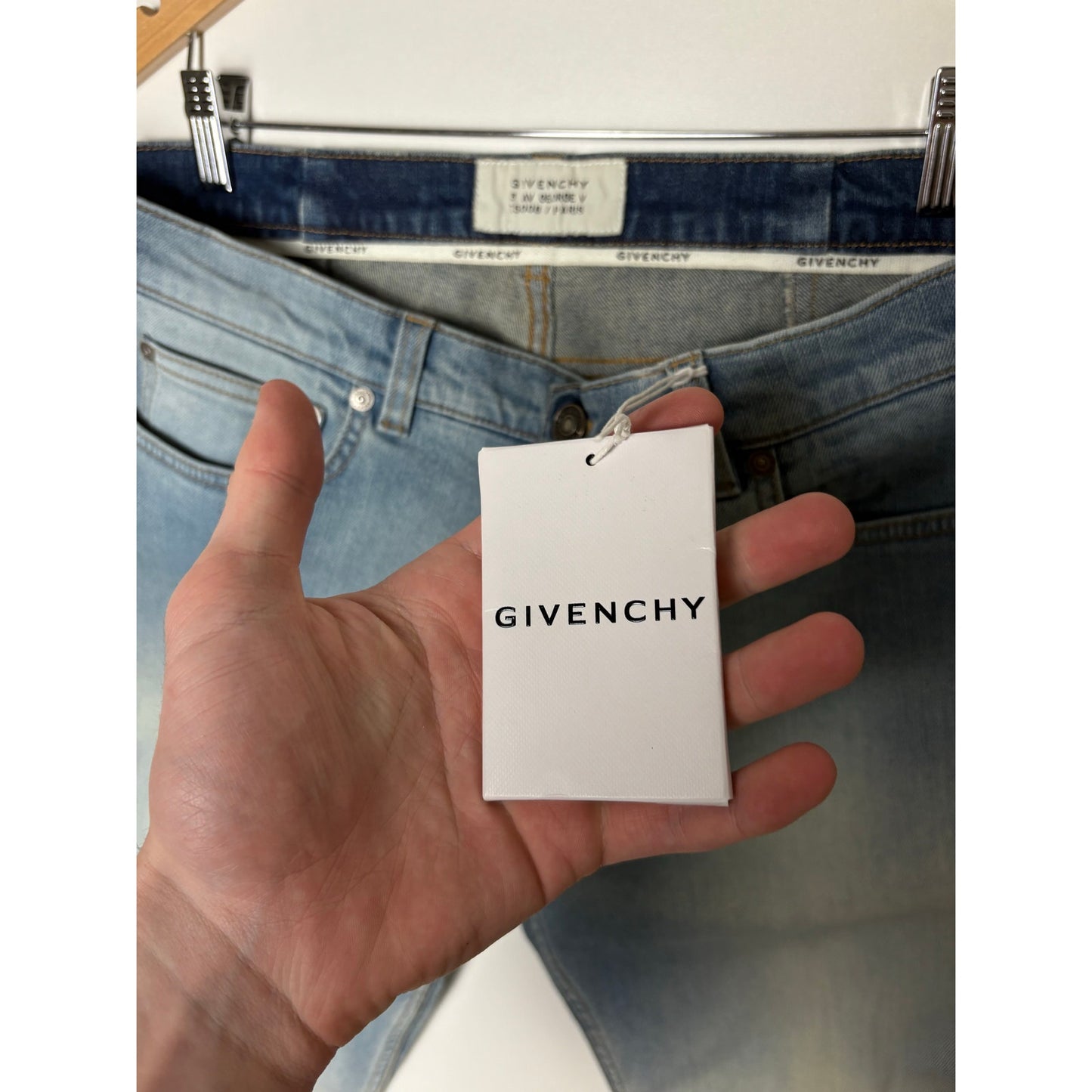 Givenchy Raw lightwash Cut Skinny Jeans 35