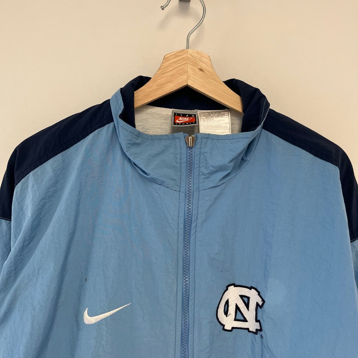 Vintage 90s Nike UNC Windbreaker Jacket M