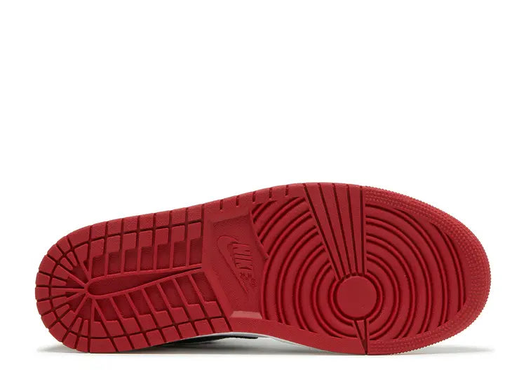 Jordan 1 Bred Toe Size: 4M/5.5W, 6M/7.5W, 6.5M/8W