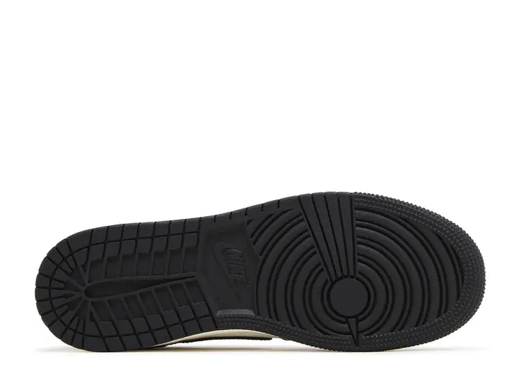 Jordan 1 OG Low Mocha Size: 4M/5.5W, 5M/6.5W, 6M/7.5W, 6.5M/8W, 7M/8.5W