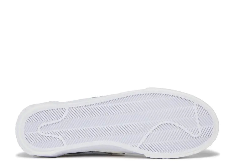 Nike Dunk Low Honeydew Size: 9, 9.5, 10, 10.5, 11, 13