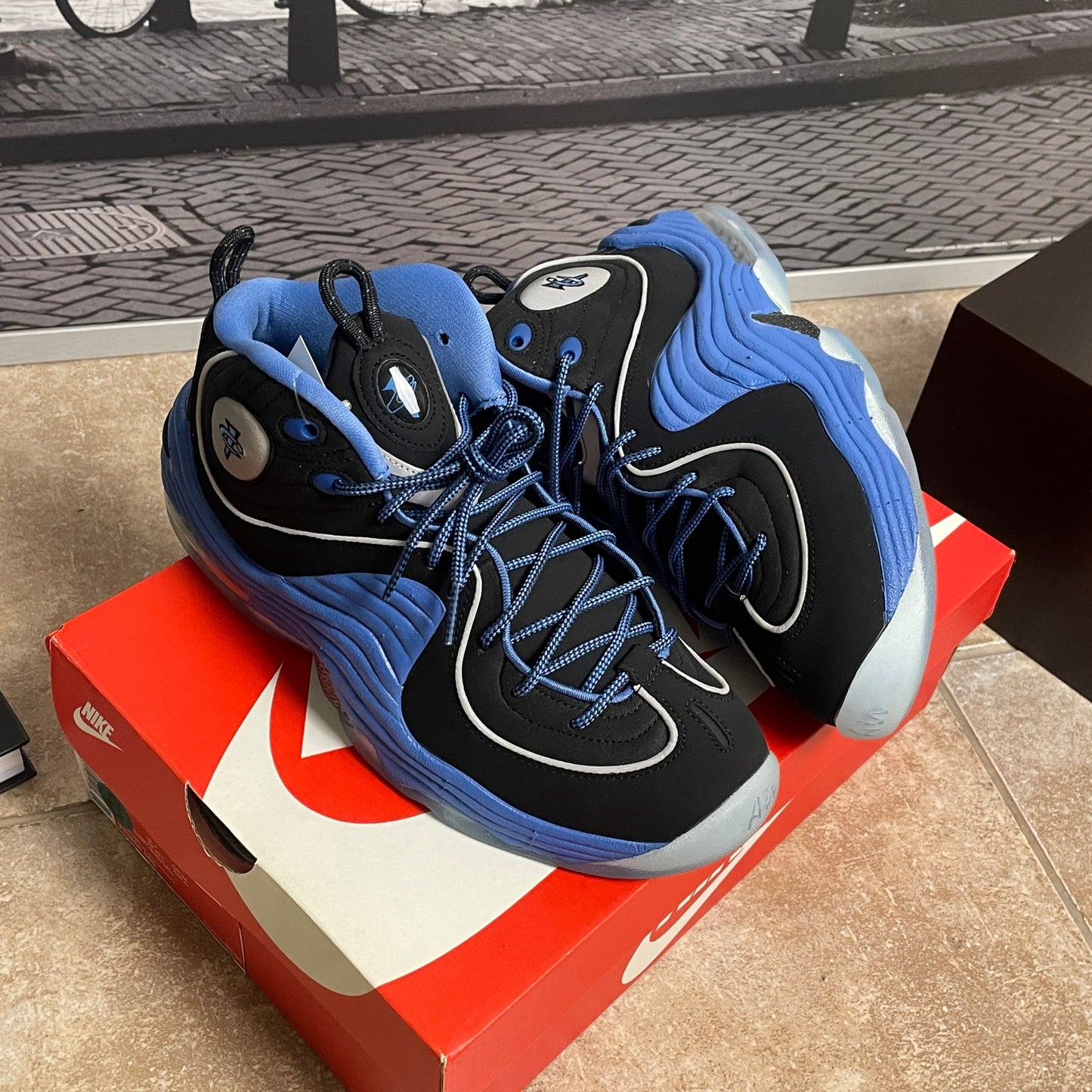 Nike Air Penny II 2 Varsity Royal sneaker size 8 DS