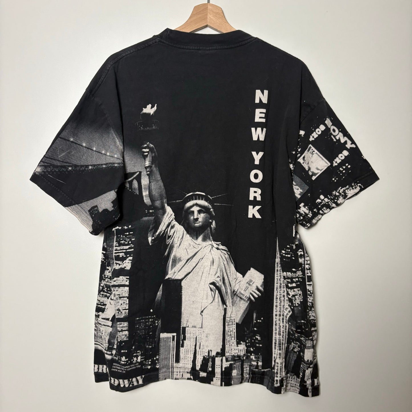 Vintage New York City Statue Of Liberty tee XL