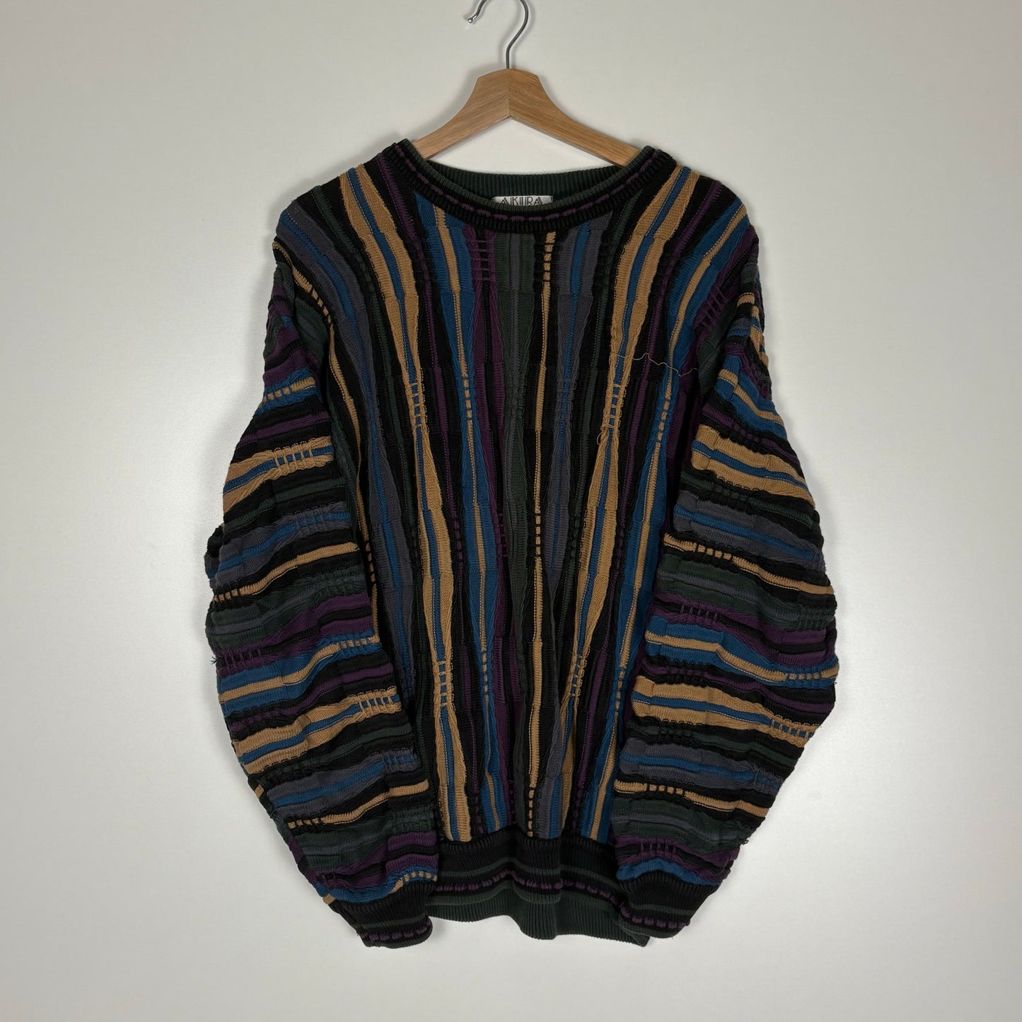 Vintage Akira 3d knit coogi style knit sweater M