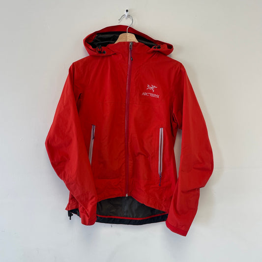 Arc’teryx Gore-Tex shell jacket womens M