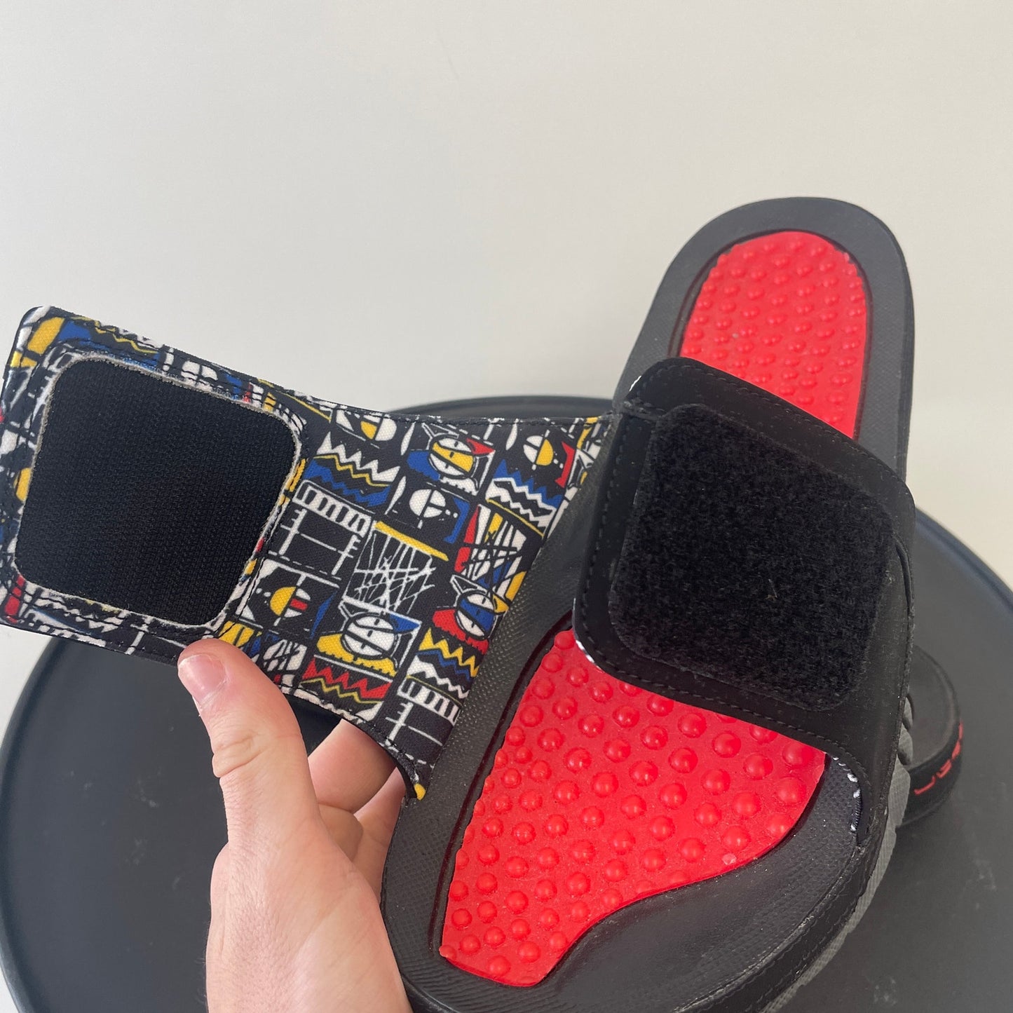 Nike Jordan Hydro 8 Retro Slides Bred Men's Size 13 Black Red