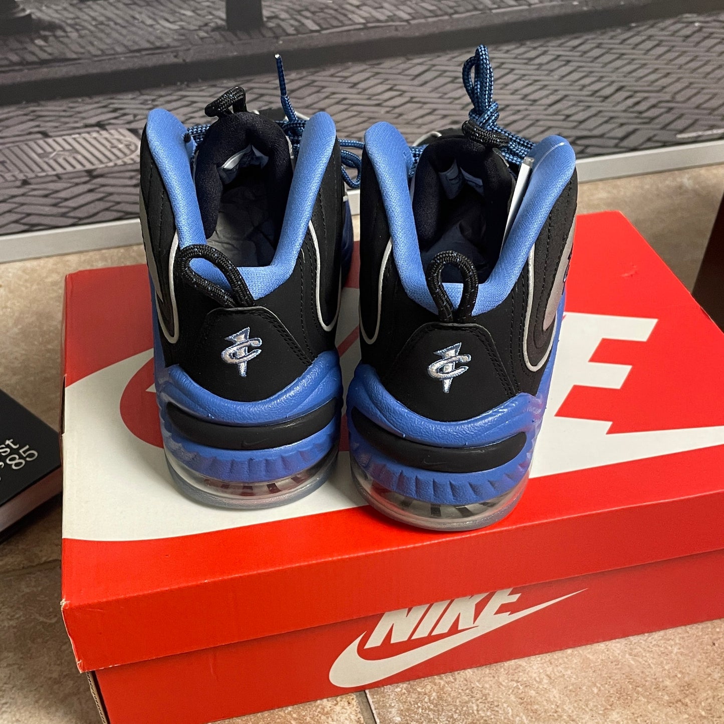 Nike Air Penny II 2 Varsity Royal sneaker size 8 DS