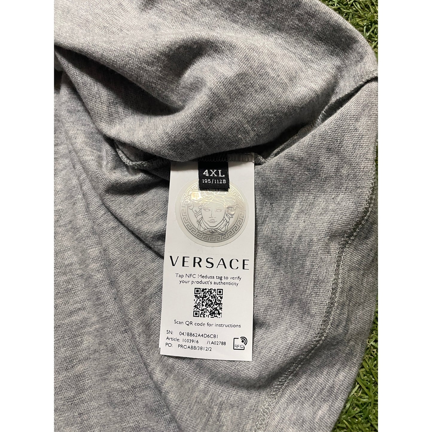 Versace Medusa head Logo tee XL NWT