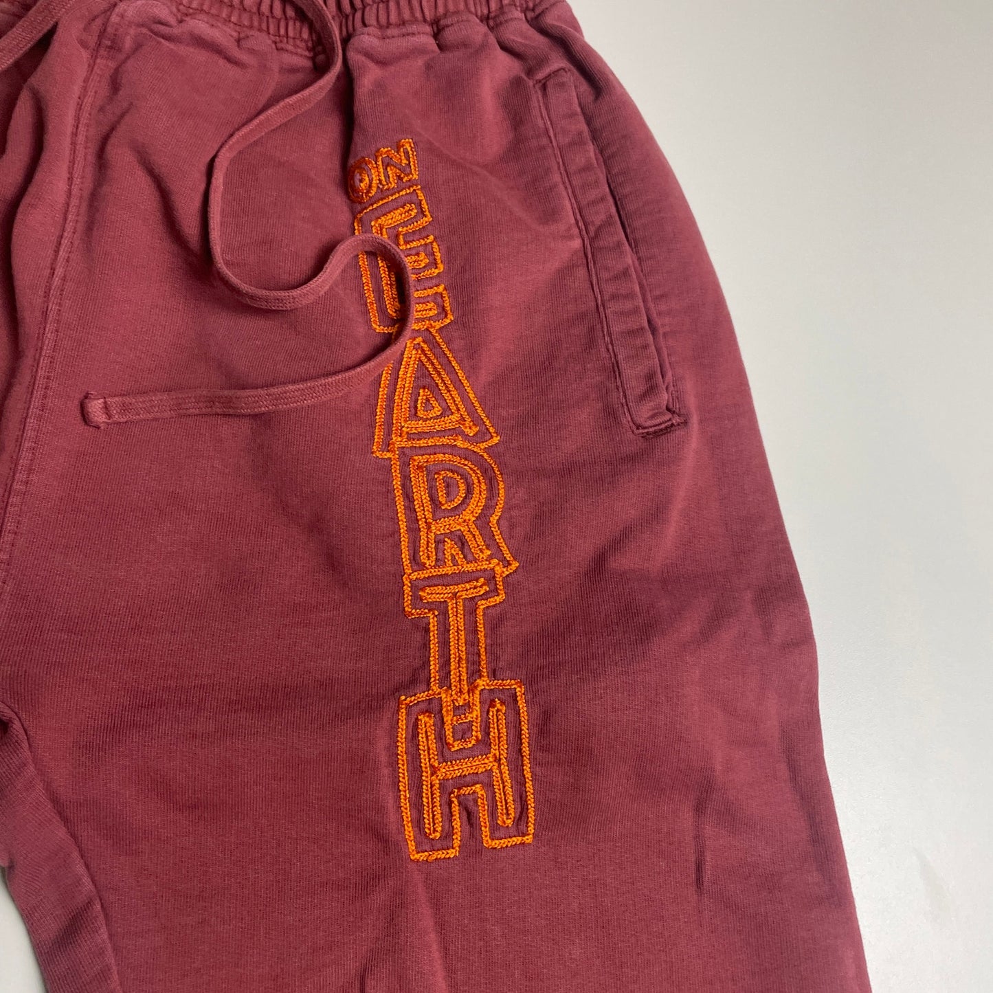 Visitor on earth printed sweatpants M