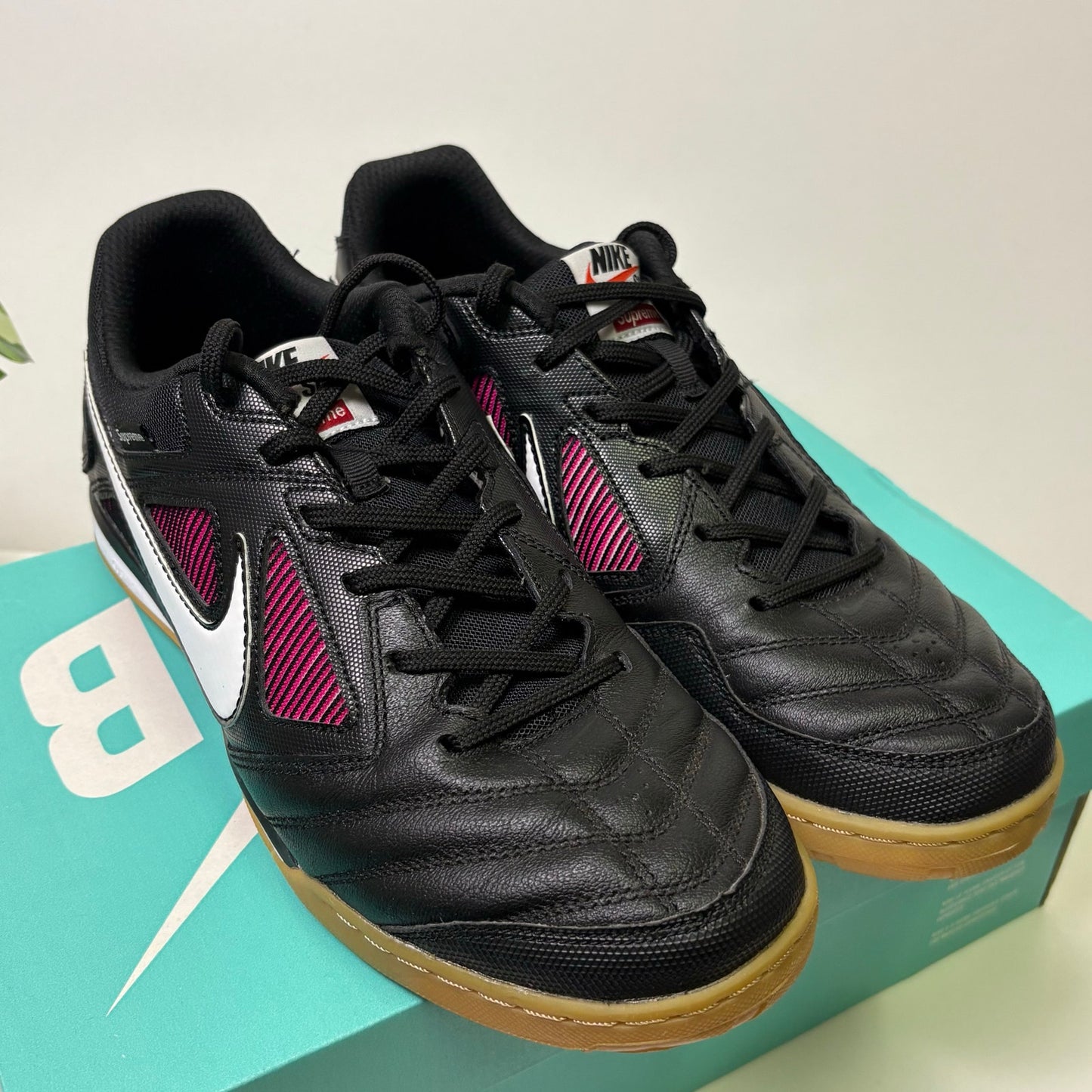 Nike Supreme SB Gato QS Trainer black gum 9.5