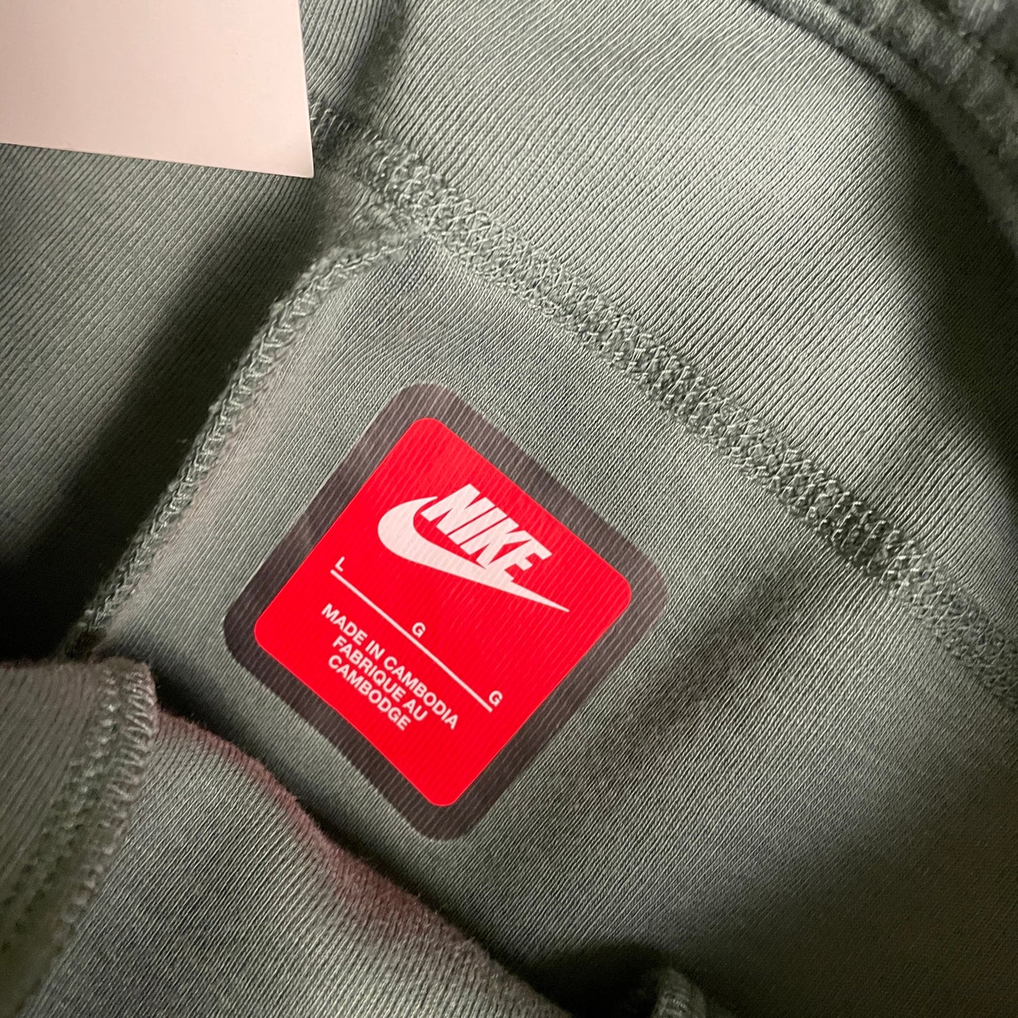 Nike tech vintage green olive pants L NWT