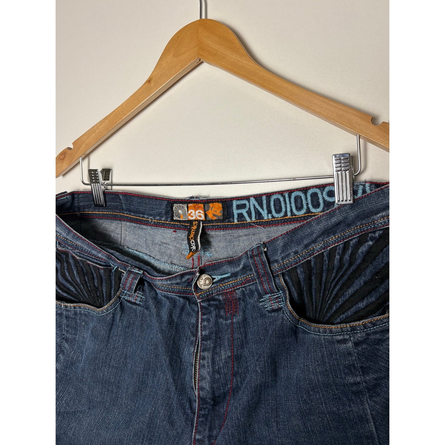 Vintage y2k akademiks pocket embroidery jean shorts 36