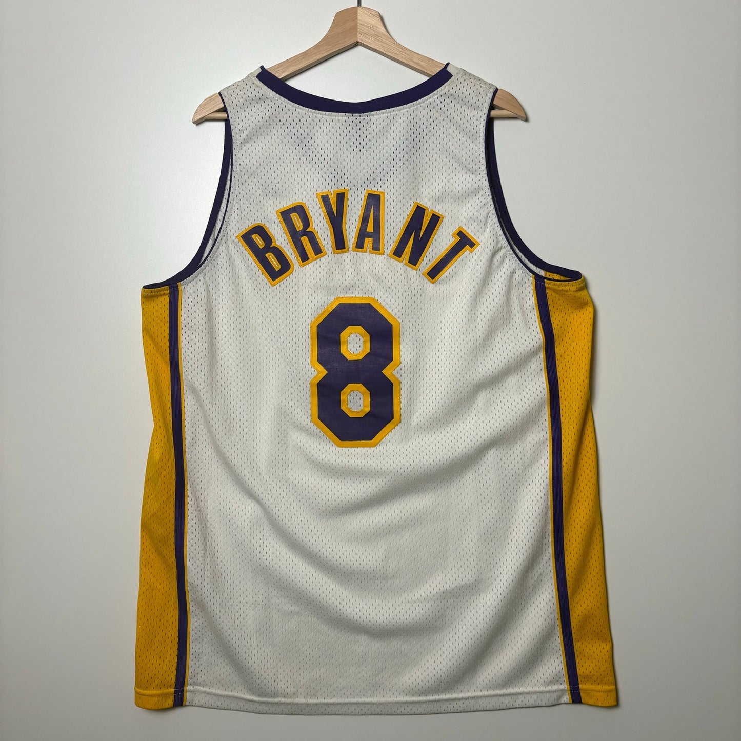 Vintage Nike LA Lakers Kobe Bryant 90s jersey XL