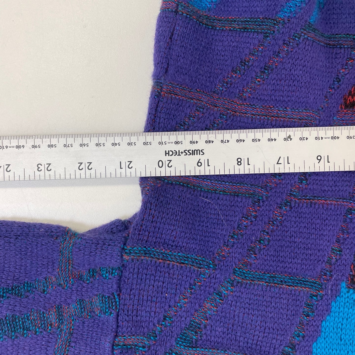 Vintage geometric purple wool knit sweater S