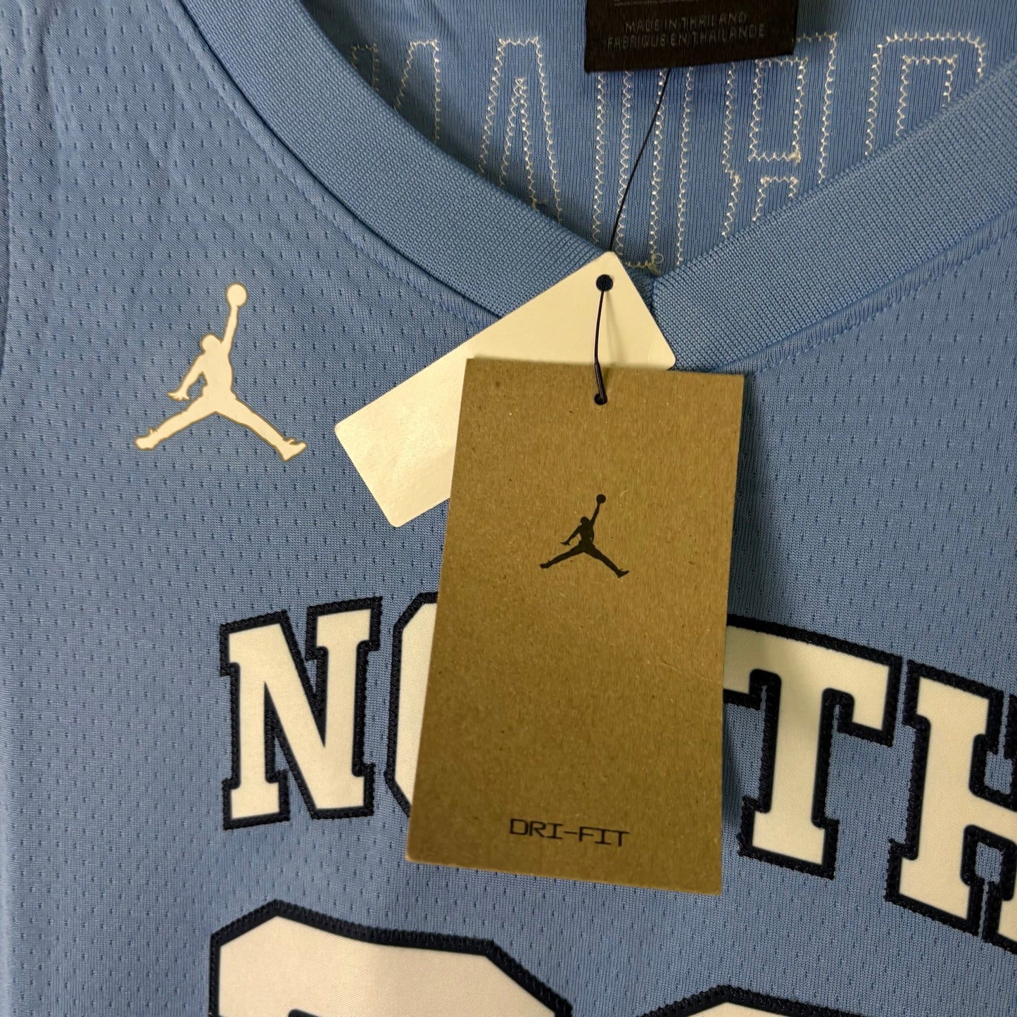 Nike UNC North Carolina Michael Jordan #23 Jersey L