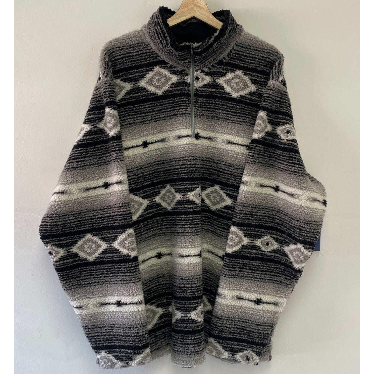 Wrangler 1/4 Zip Aztec Fleece Pullover XL NWT