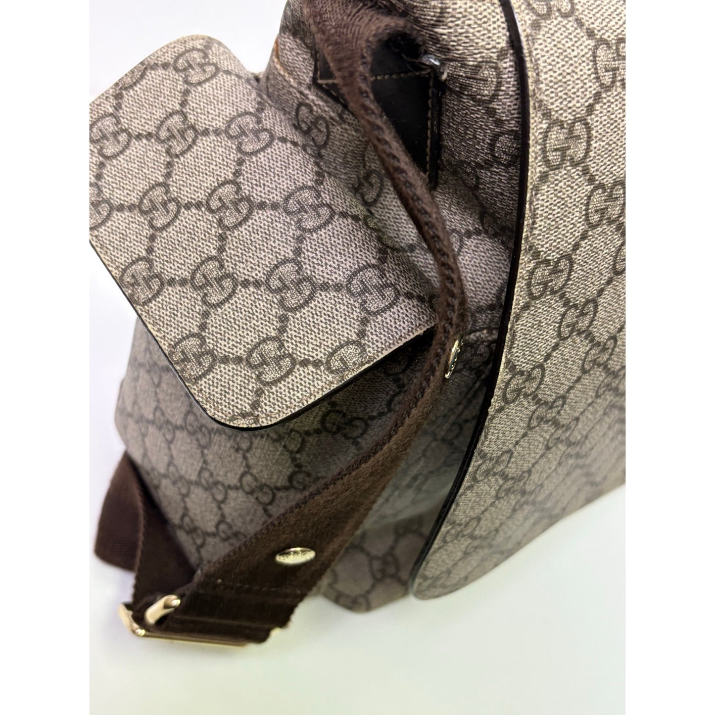 Gucci GG monogram supreme diaper crossbody side bag