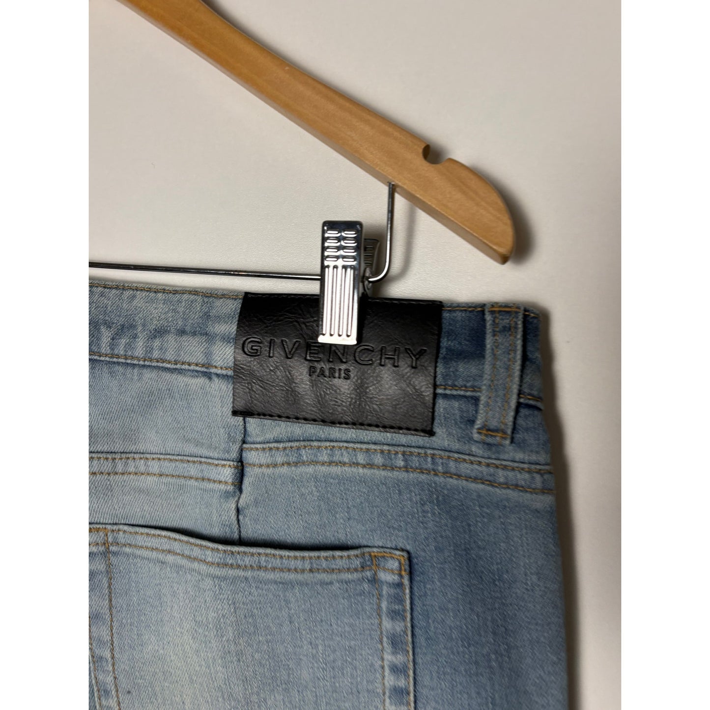 Givenchy Raw lightwash Cut Skinny Jeans 35