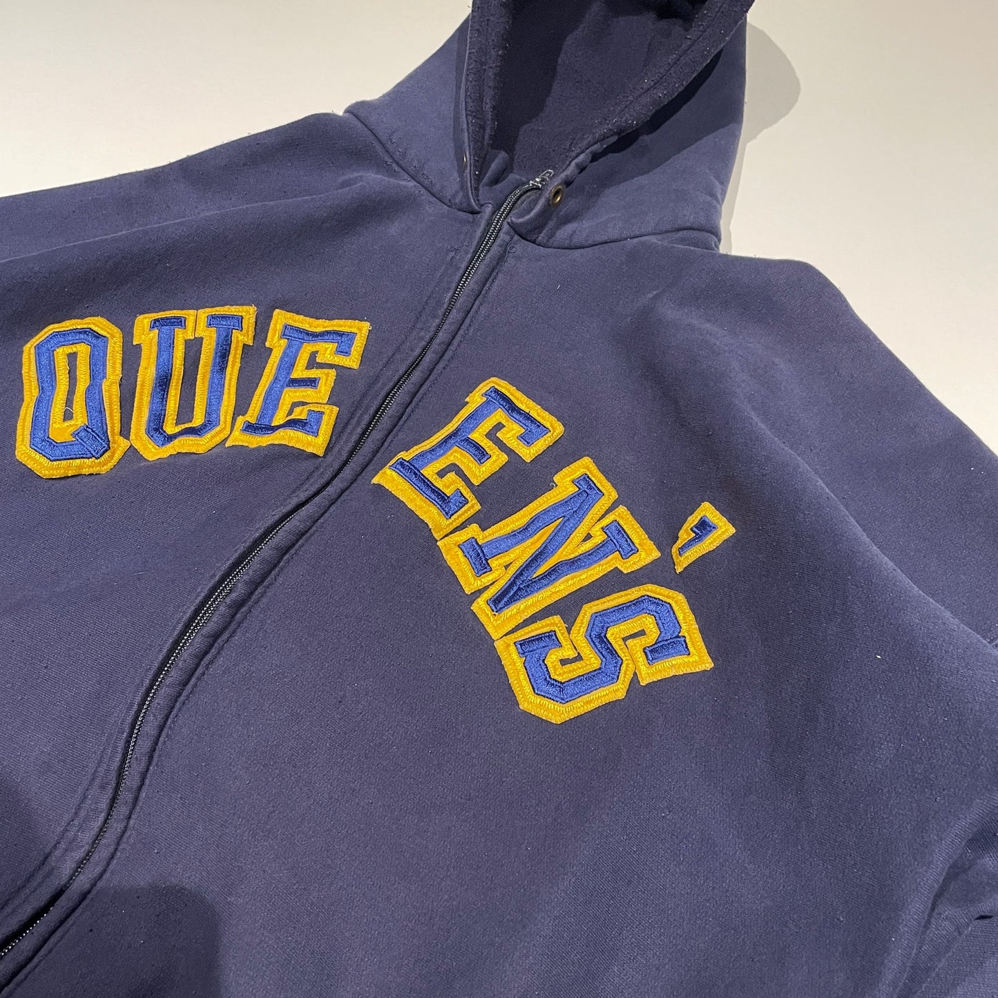 80s queens mock neck zip hoodie L/XL