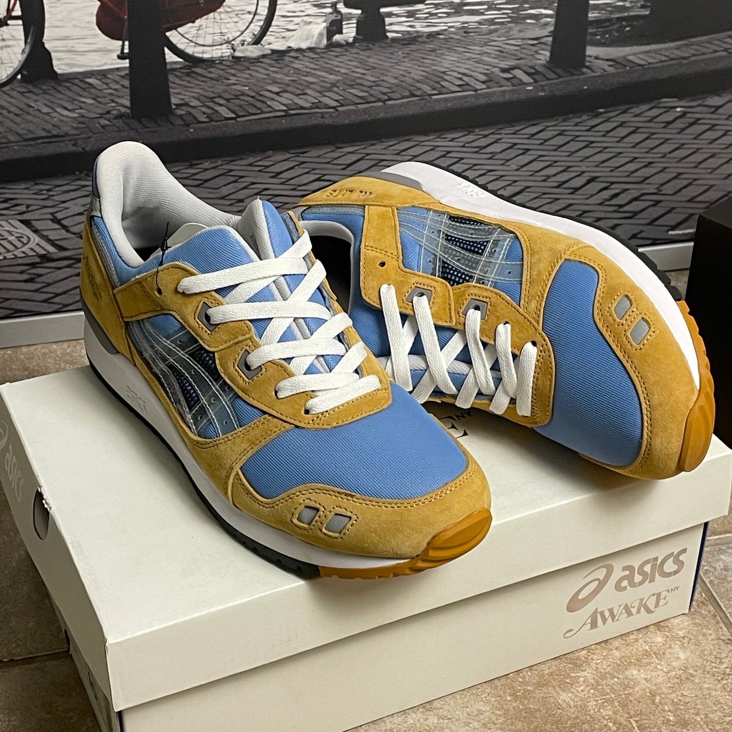 ASICS Gel-Lyte III OG Awake NY Della Robbia size 10 DS