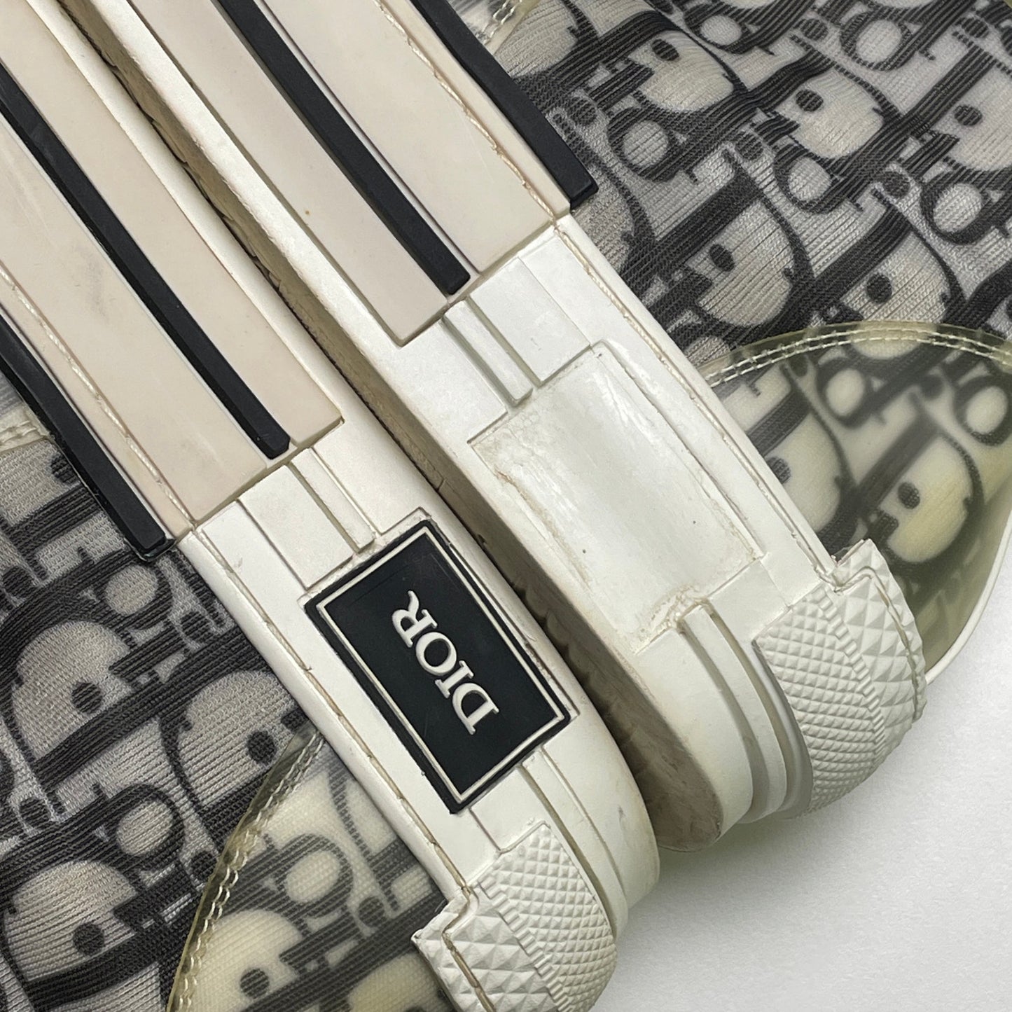 DIOR B23 oblique Hightop sneaker 9