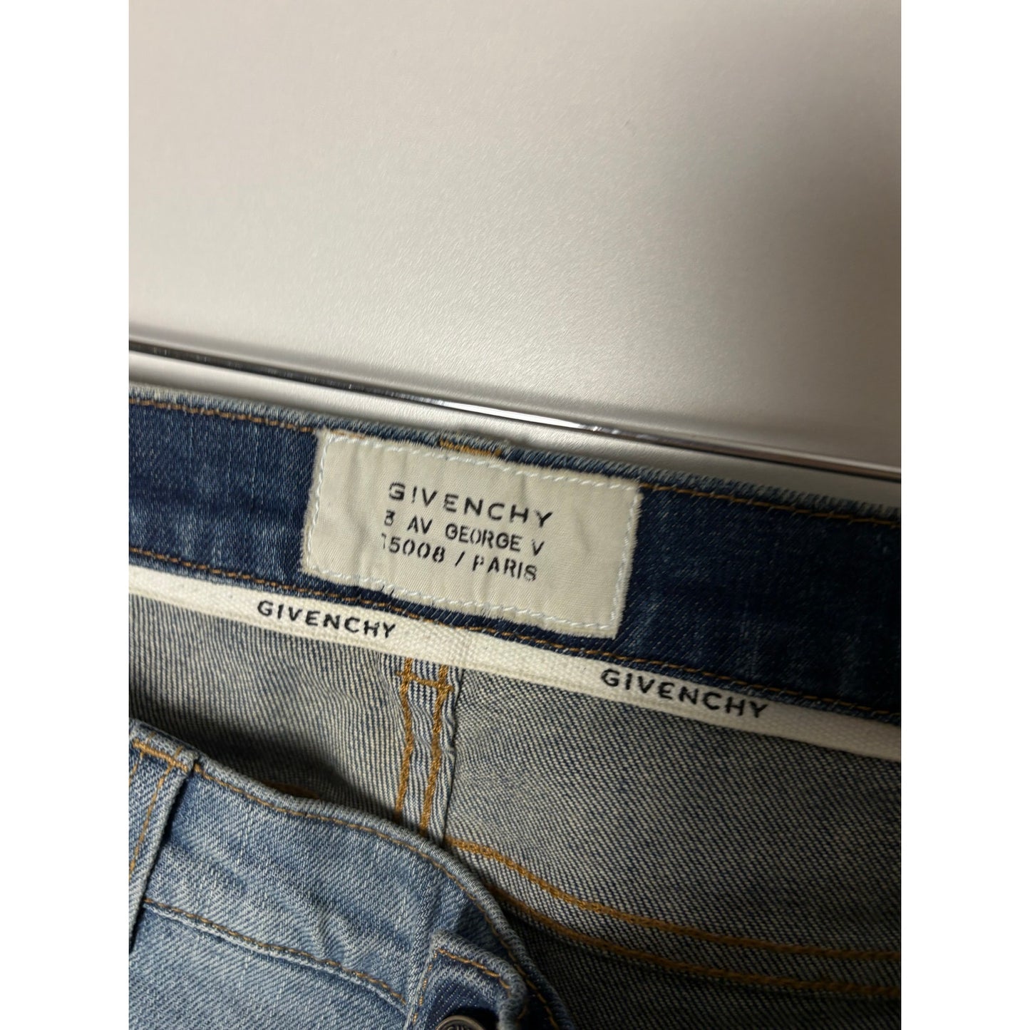 Givenchy Raw lightwash Cut Skinny Jeans 35