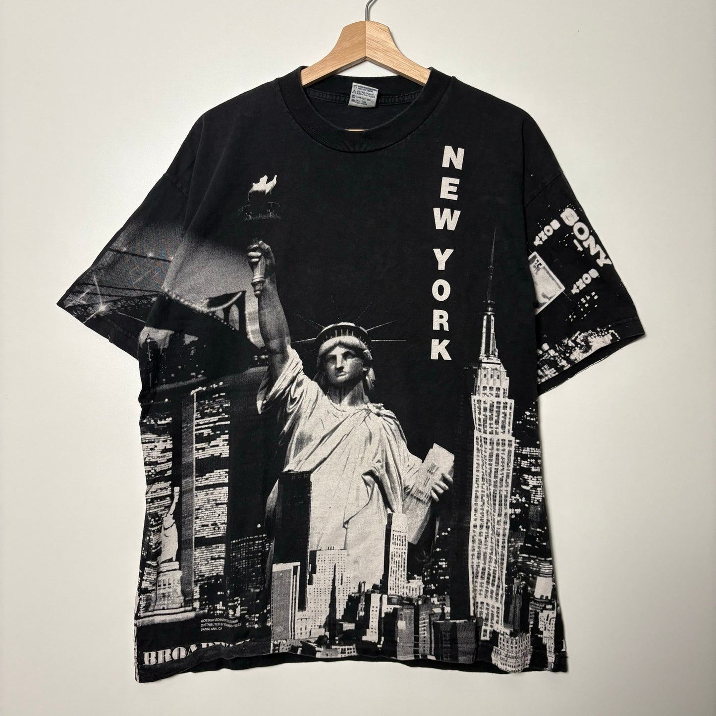 Vintage New York City Statue Of Liberty tee XL