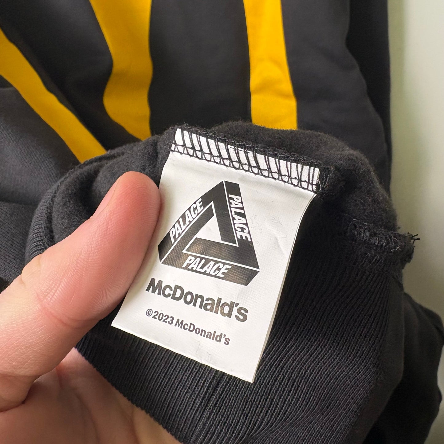 Palace x McDonald's Logo Hoodie Black M NEW