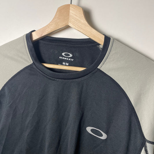 Oakley athletic nylon longsleeve M