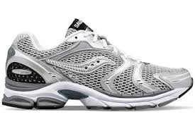 Saucony ProGrid Triumph 4 Gray Silver Size: 9.5,10.5