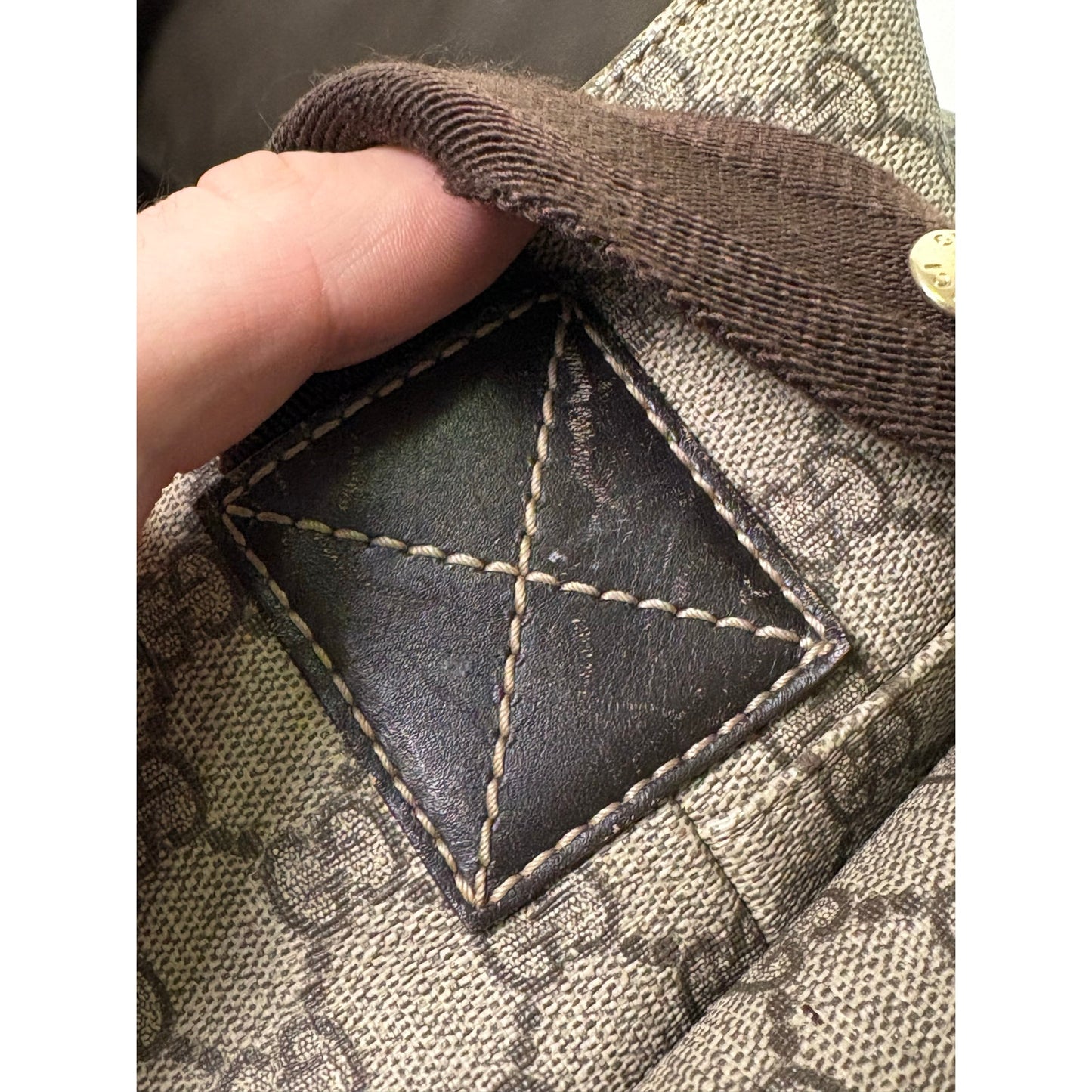 Gucci GG monogram supreme diaper crossbody side bag