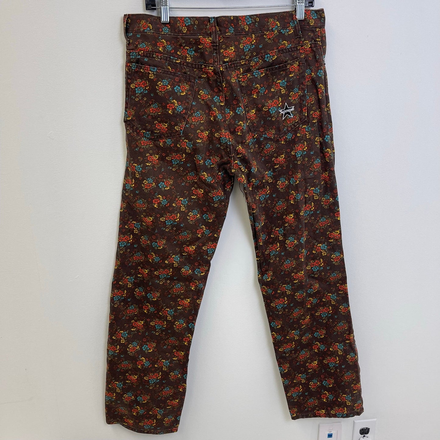 Supreme Regular Jean Flowers 32