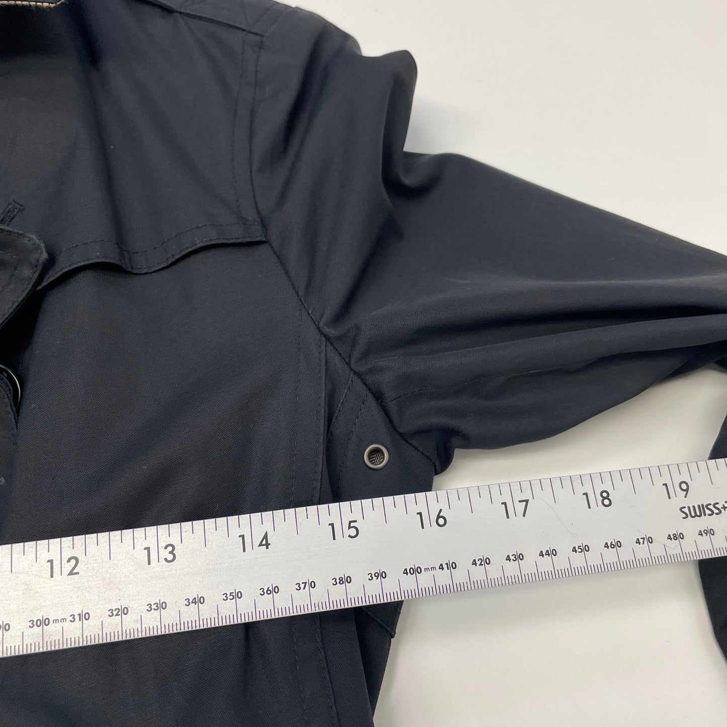 Vintage burberry brit nova check black trench coat S