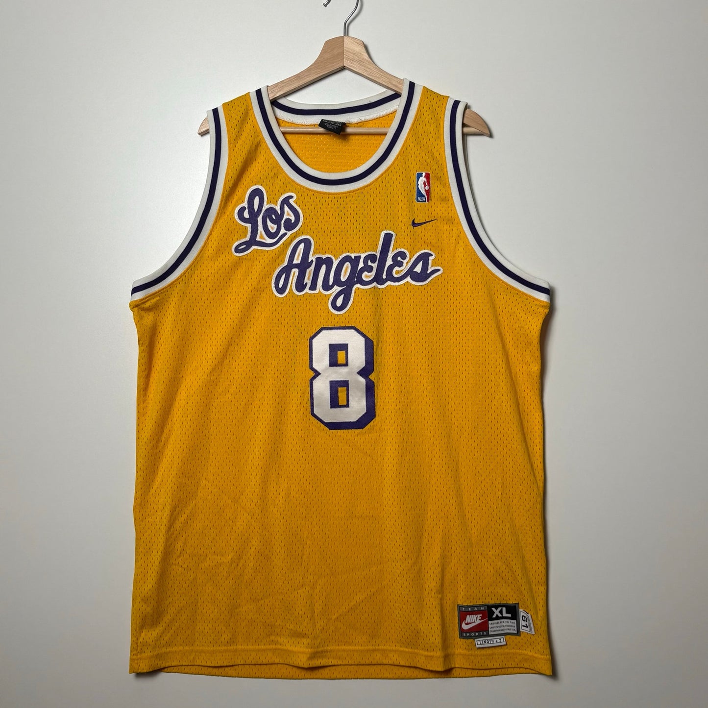 Vintage Nike 90s LA Lakers Kobe Bryant jersey XL