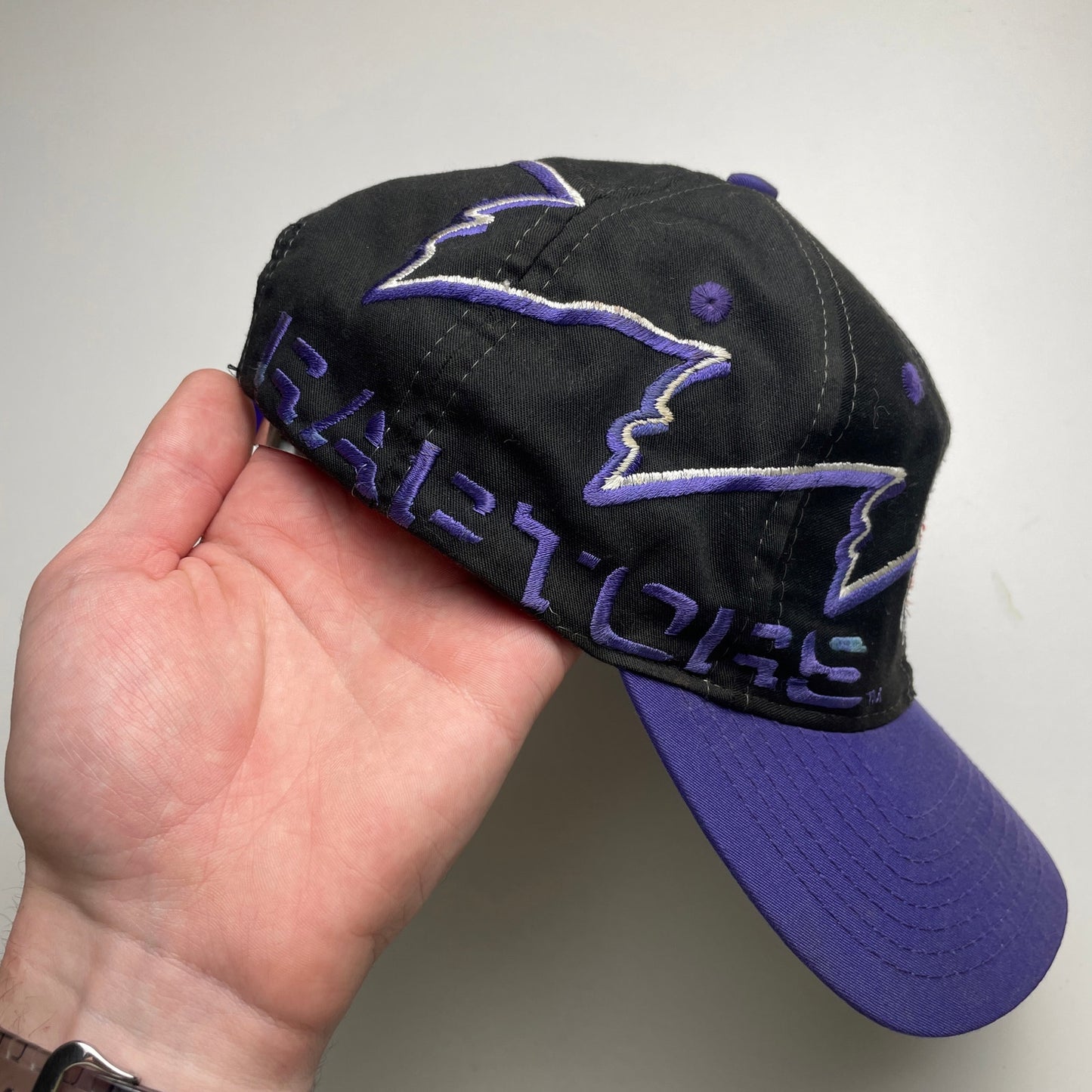 vintage raptors hat shark tooth FLAWED