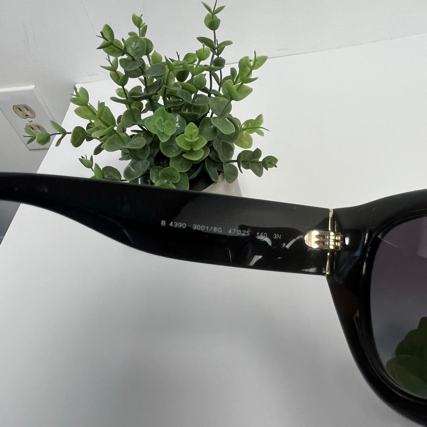 Burberry MEADOW Black/Grey Shaded Sunglasses