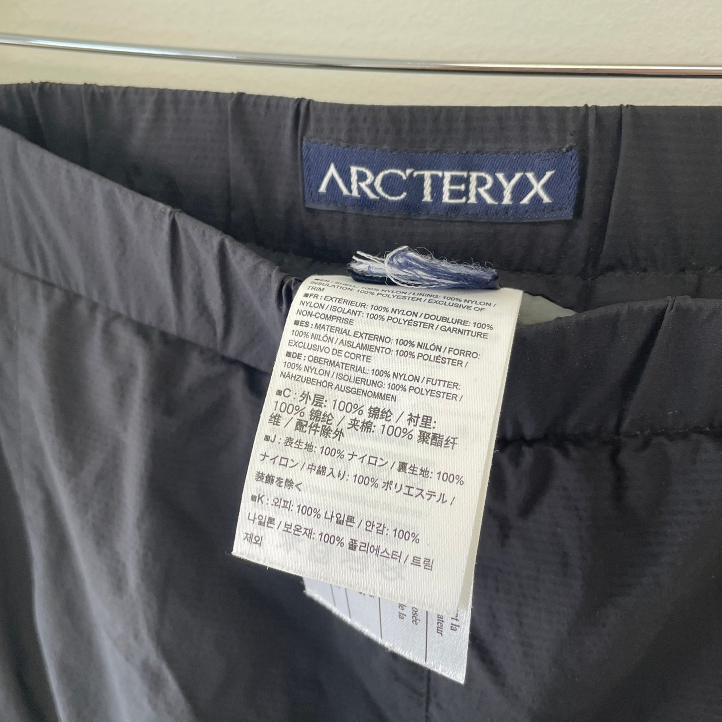 Arc’teryx insulated snowboard pants XXL