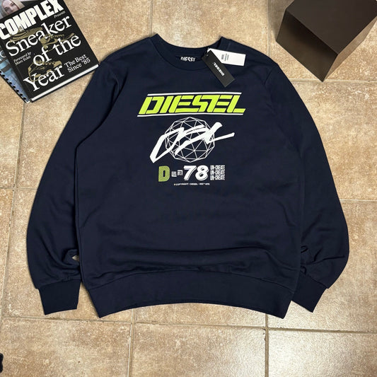 Diesel graphic crewneck L NWT