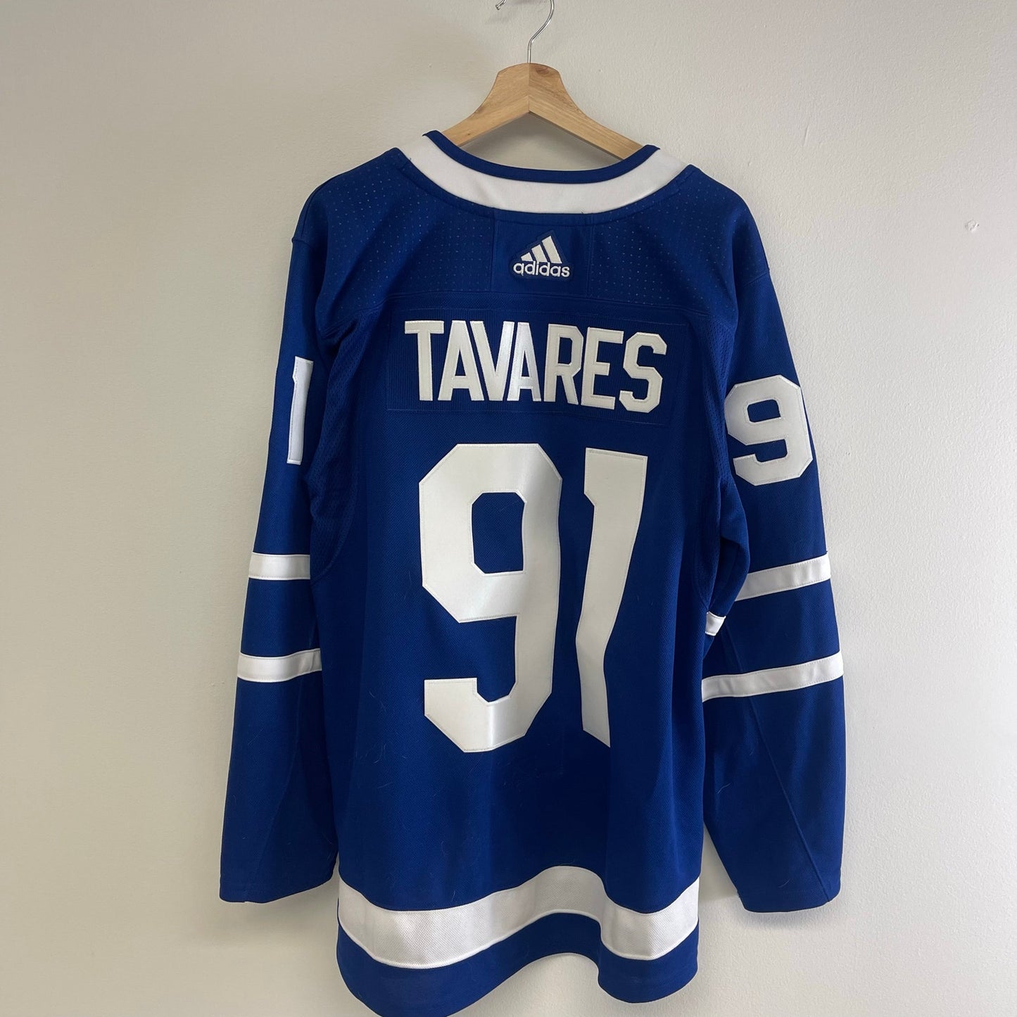 Toronto Maple Leafs Adidas Tavares jersey M