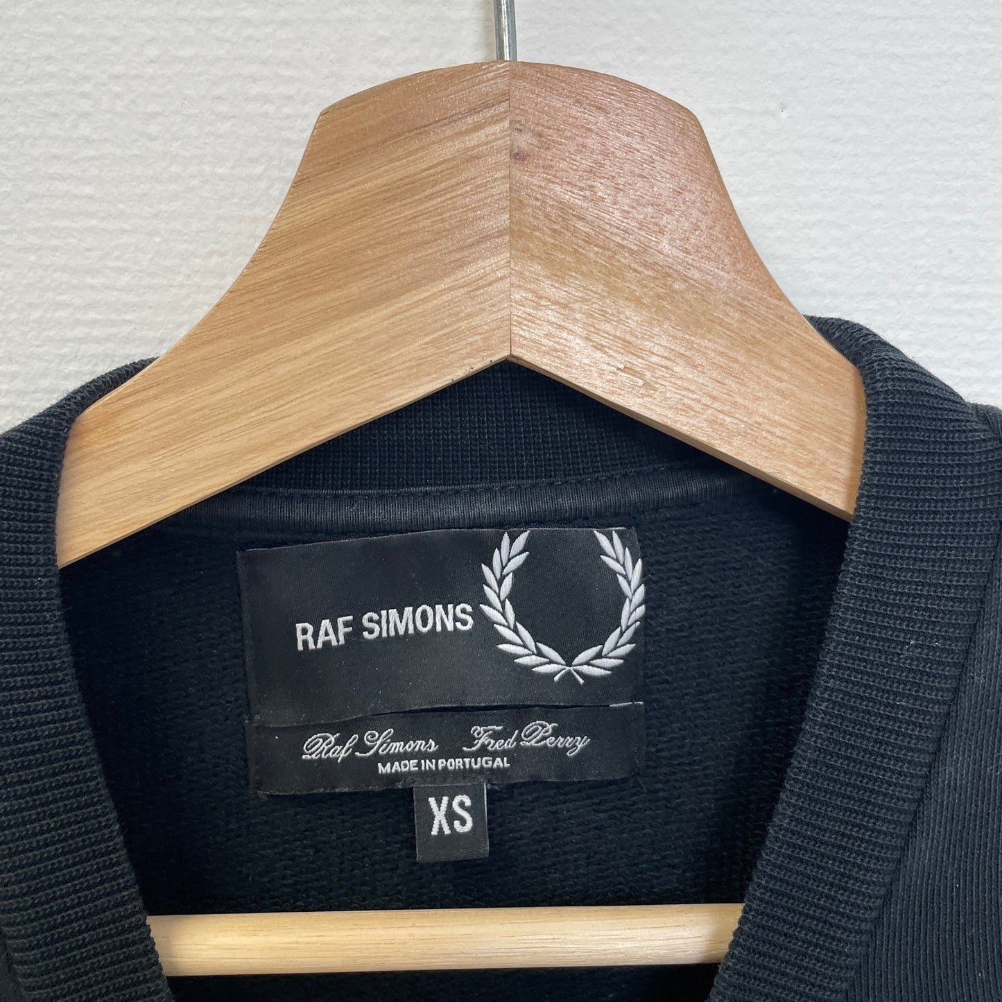 Raf simons x Fred perry black crewneck XS