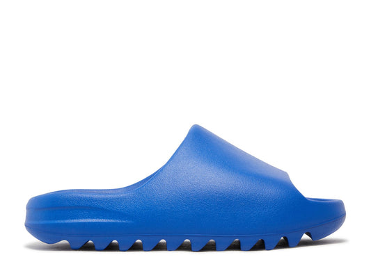 Yeezy Slide Azure Size: 6/7.5W