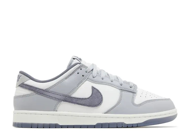 Nike Dunk Low Light Carbon Size: 13