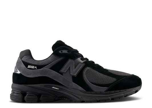 New Balance 2002R Black Magnet Size: 12, 10